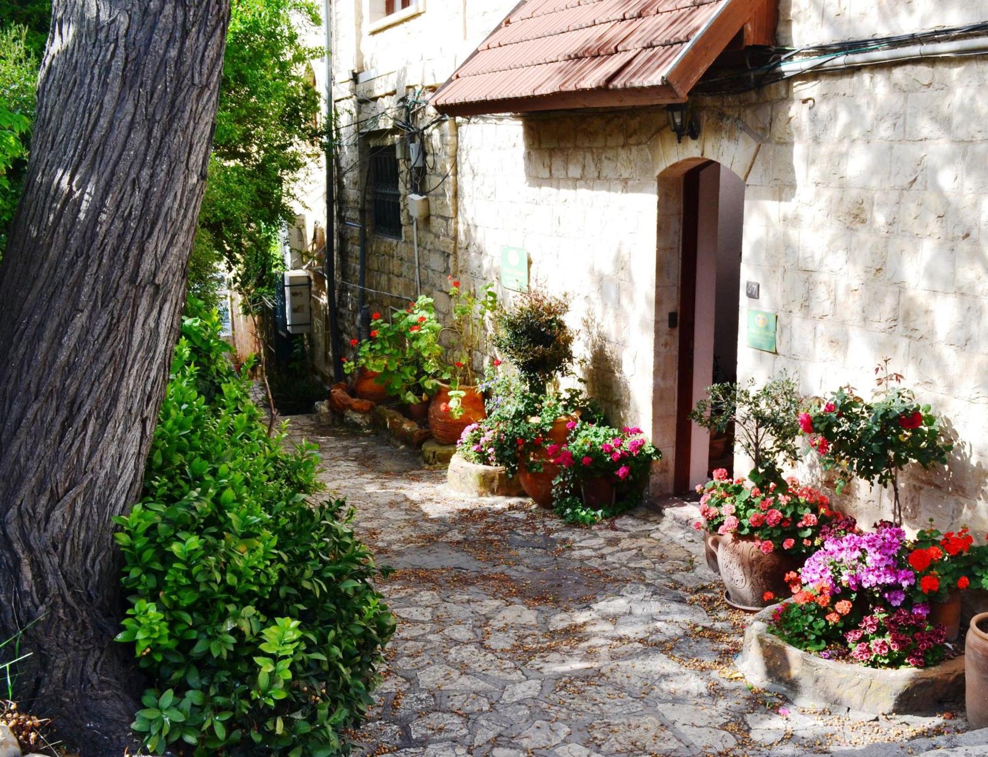 Palacio Domain - Stylish European Luxury Boutique Hotel Safed Bagian luar foto